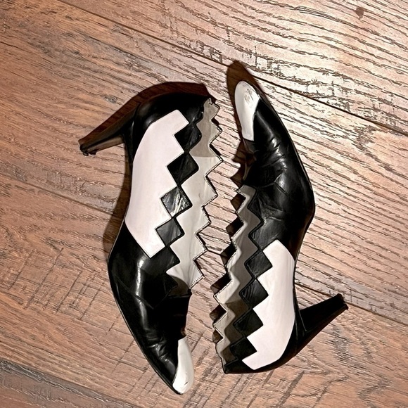 Phillipe model Shoes - PHILIPPE MODEL Paris vintage leather heels. Made in Italy. Size 37.5